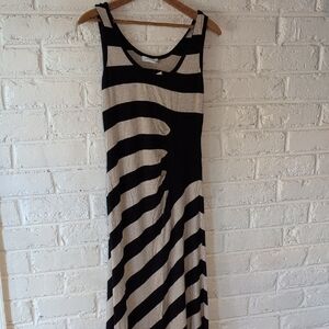 Calvin Klein Black and Cream Wave Maxi Dress